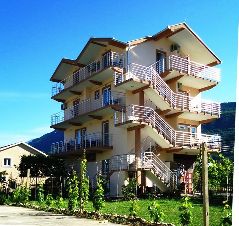 Apartments Nedovic-Jaz Budva Rum bild