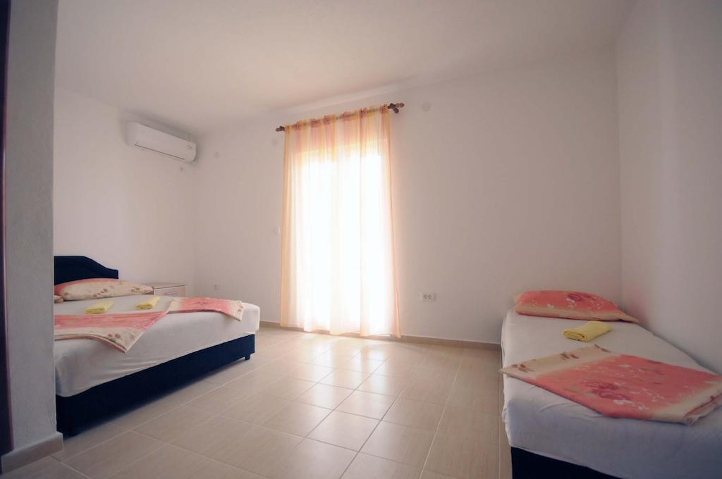 Apartments Nedovic-Jaz Budva Rum bild